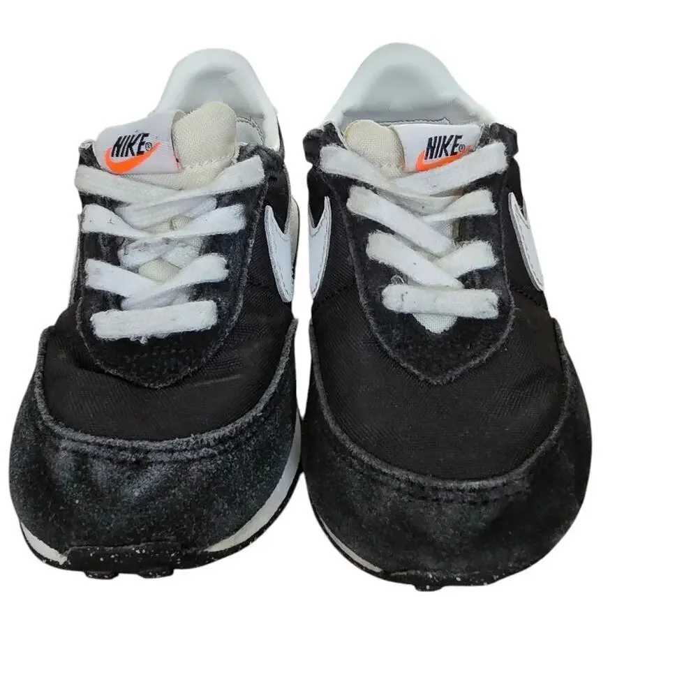 Nike waffle trainer